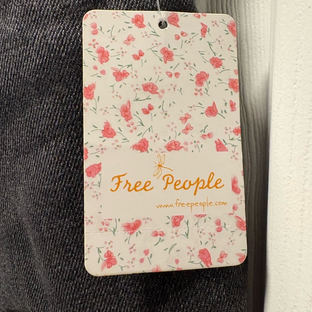 We the Free denim skirt. Size 28. NEW! - Picture 9 of 15